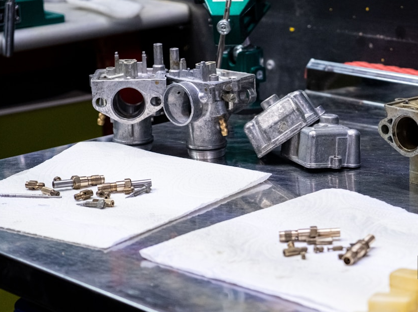 注塑模具首選鴻仁威爾