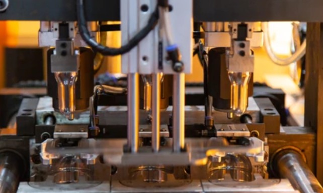 注塑模具首選鴻仁威爾 注塑模具首選鴻仁威爾