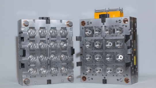 injection mould injection mould