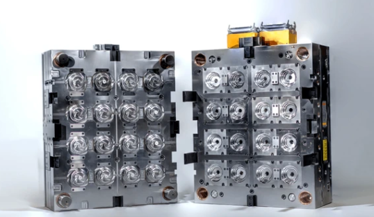 injection mould injection mould