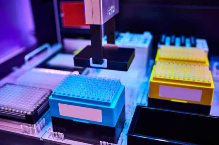 注塑模具首選鴻仁威爾