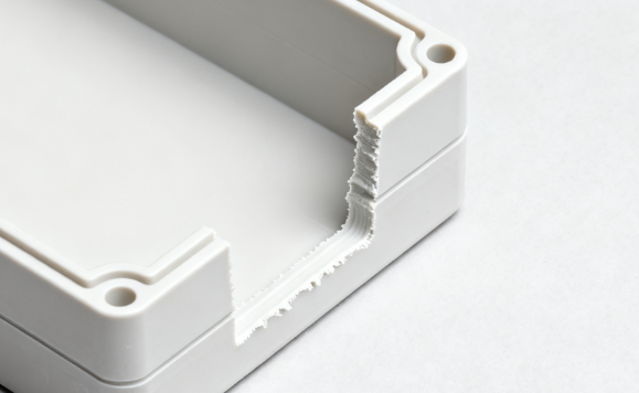 注塑模具首選鴻仁威爾