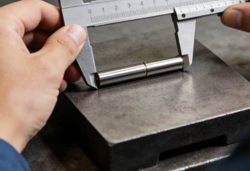 注塑模具首選鴻仁威爾 注塑模具首選鴻仁威爾