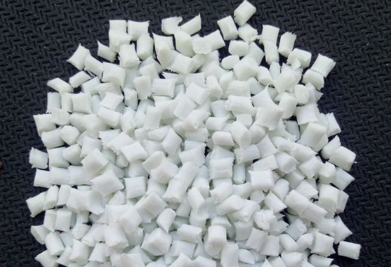 注塑模具首選鴻仁威爾