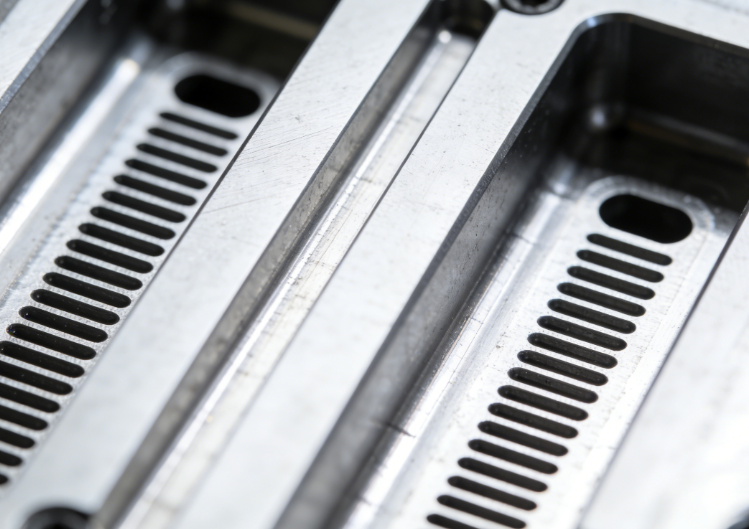 注塑模具首選鴻仁威爾 注塑模具首選鴻仁威爾