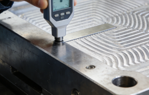 注塑模具首選鴻仁威爾