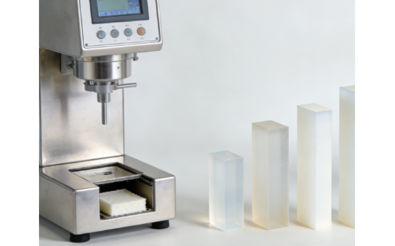 注塑加工的保壓壓力怎么調(diào)