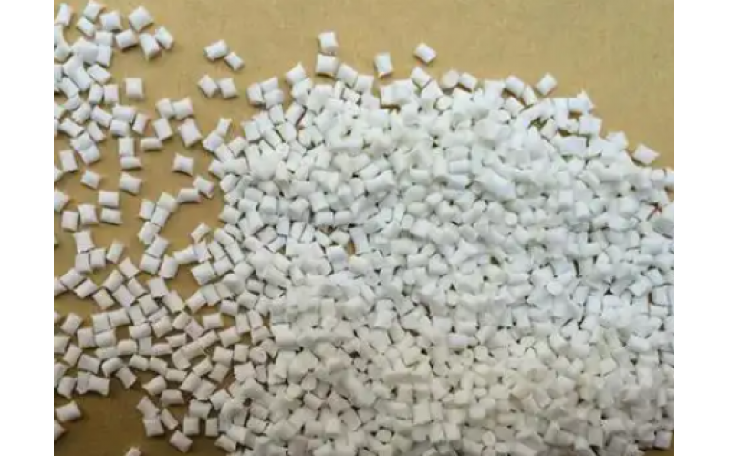 PTFE 的比重（密度）